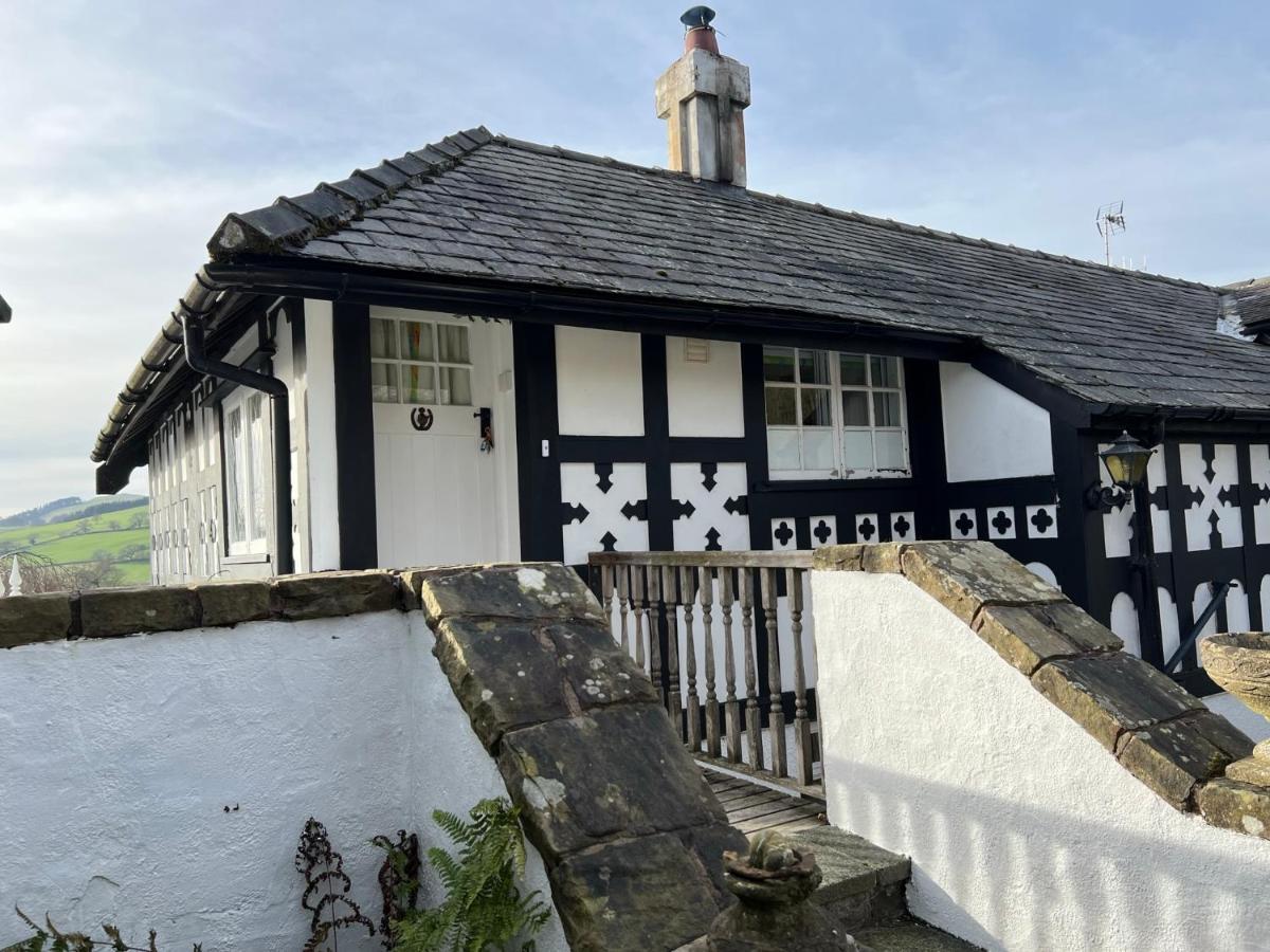 Pentre Cerrig Country House Llanferres Exterior foto